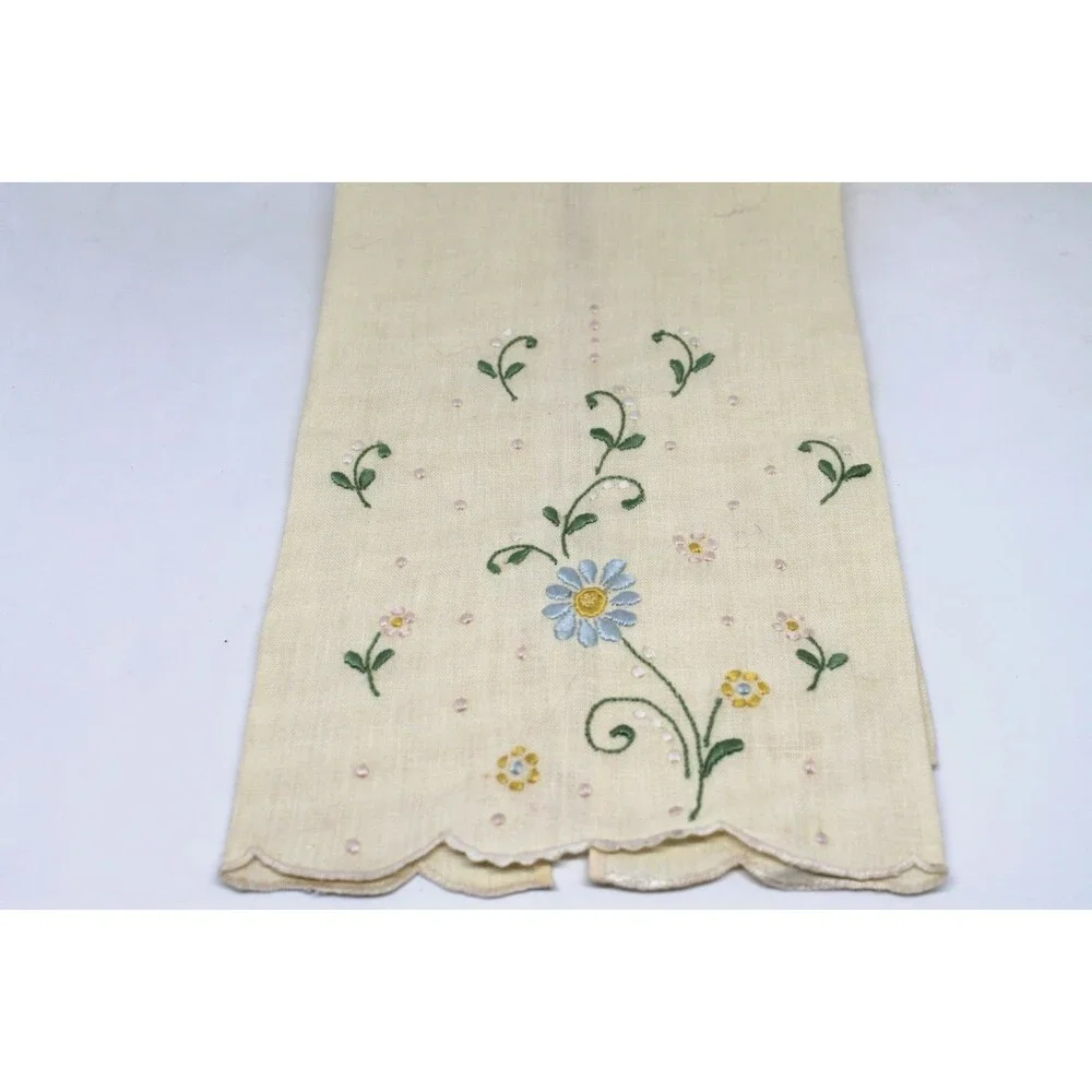 Beautiful Hand Embroidered Guest Towel Doily Soft Beige 17 x 11 Inch CUTE